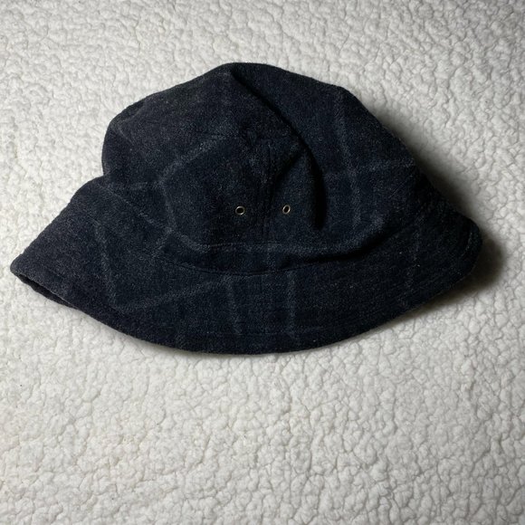 GAP Accessories - GAP Black Bucket Hat Size M/L